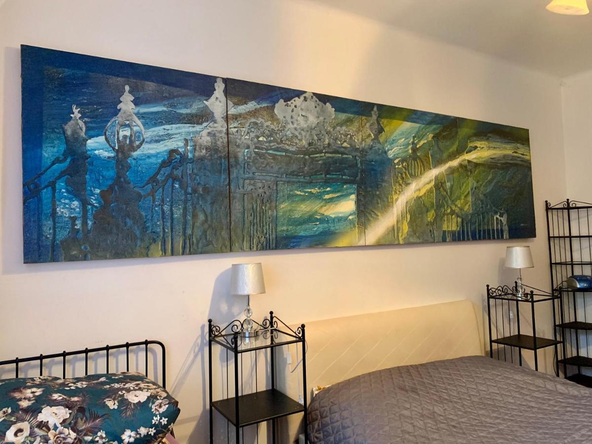 Beautiful And Charming Apartment In The Heart Of The Old Town Varşovia Exterior foto