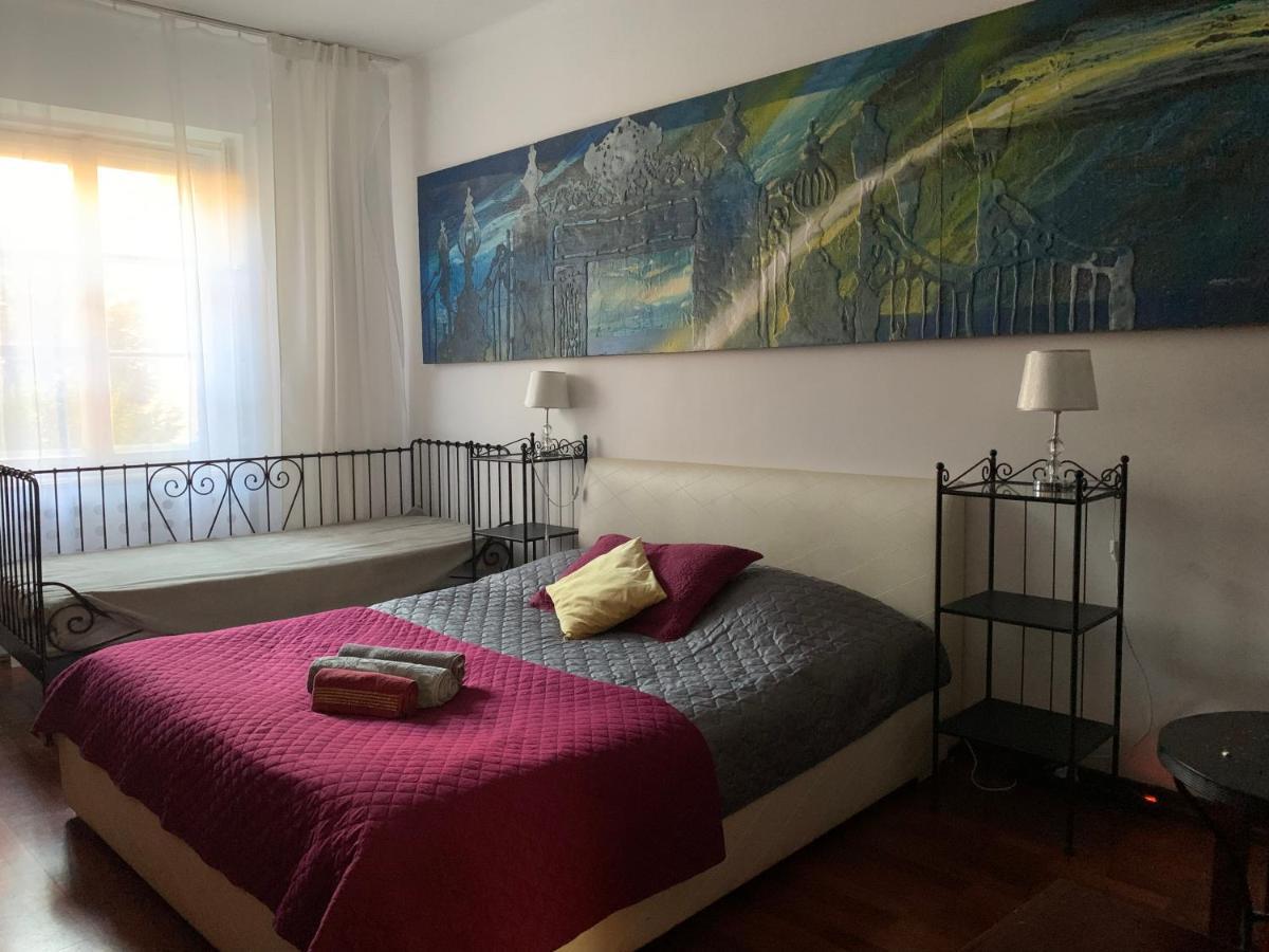 Beautiful And Charming Apartment In The Heart Of The Old Town Varşovia Exterior foto