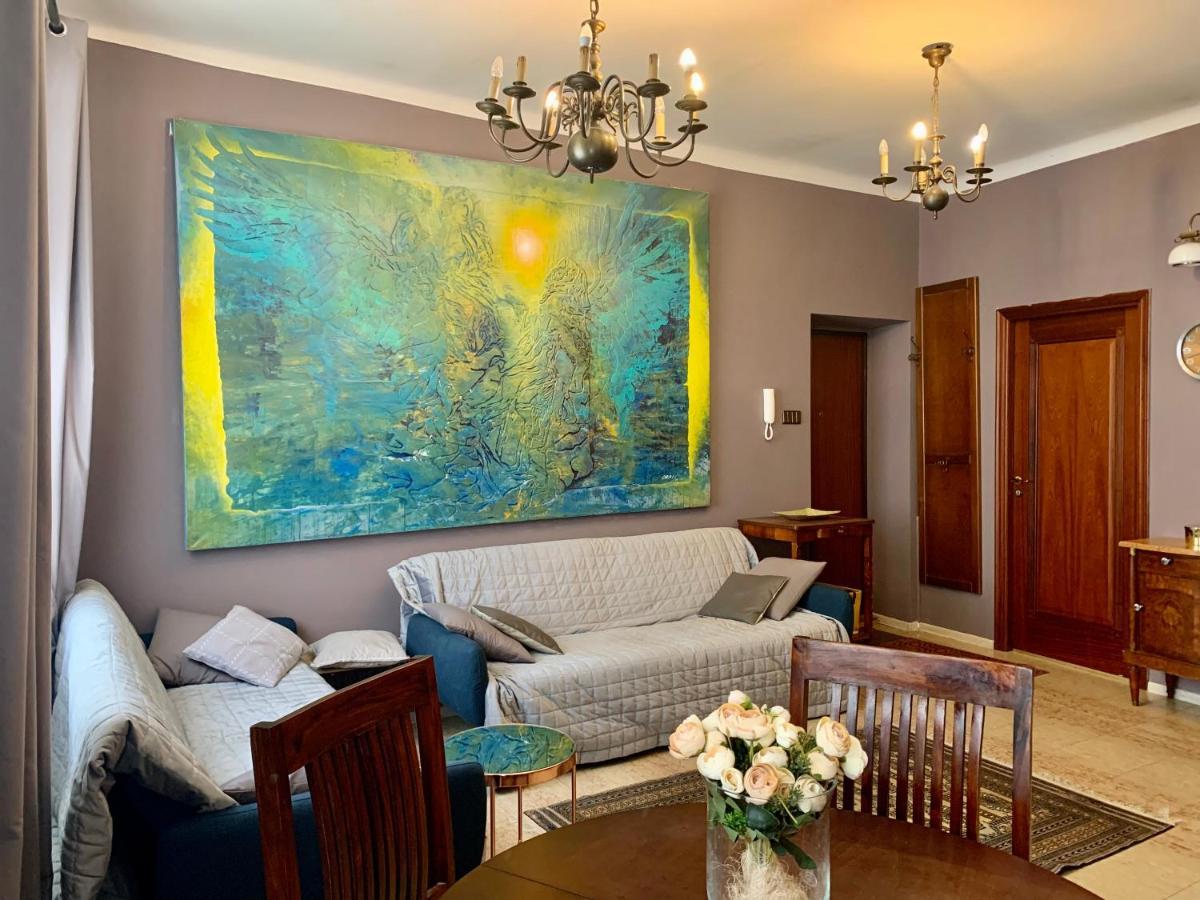 Beautiful And Charming Apartment In The Heart Of The Old Town Varşovia Exterior foto